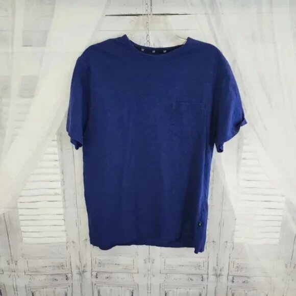 Gap Pocket T-Shirt - Picture 1 of 2